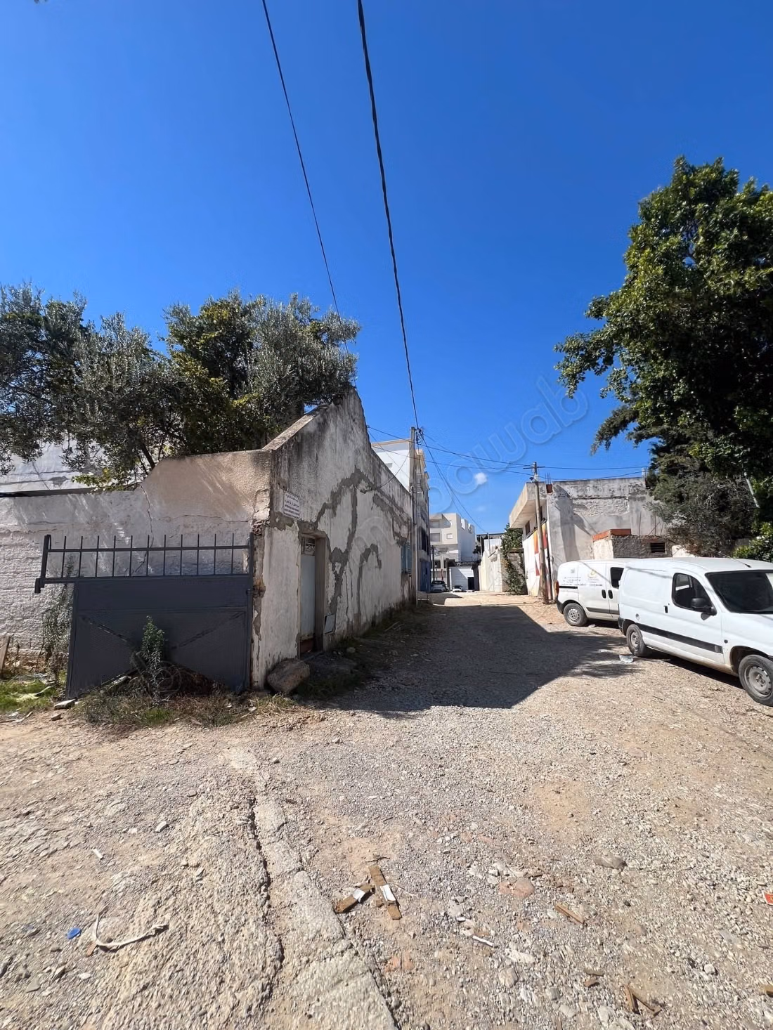 À VENDRE Propriété 2000 m' Mnihla ariana