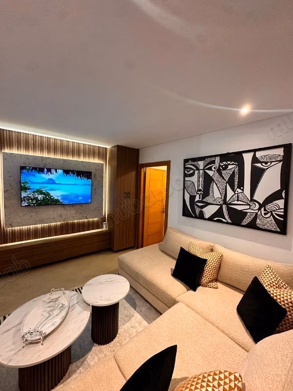 Bel appartement à vendre à Anfa. 1 chambre. Meublé