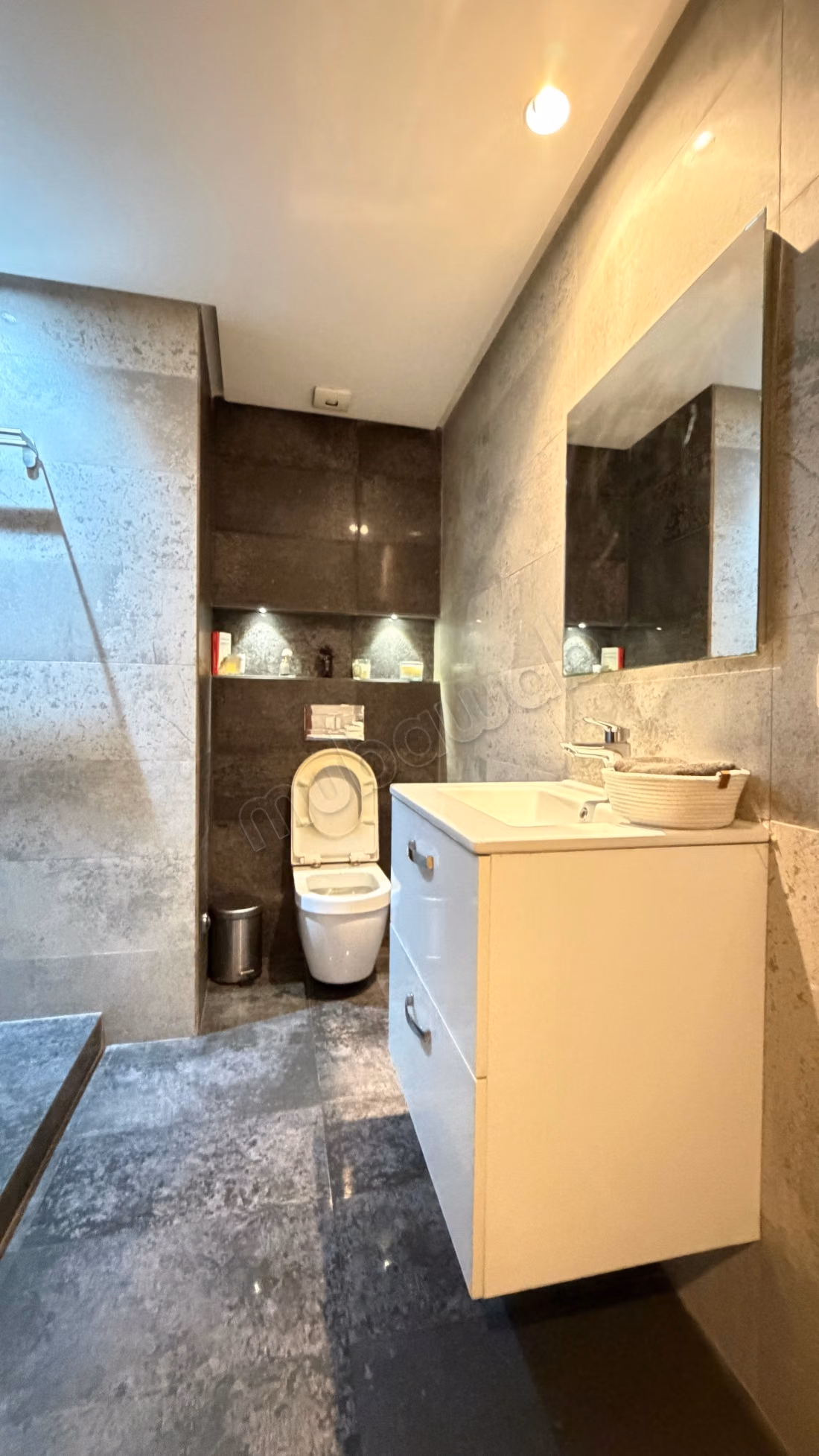 Beautiful apartment on the oasis, very sunny and without overlooking