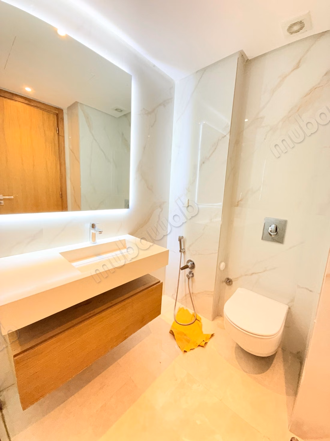 Great apartment for rent in Les princesses. Small area 84 m². Cellar