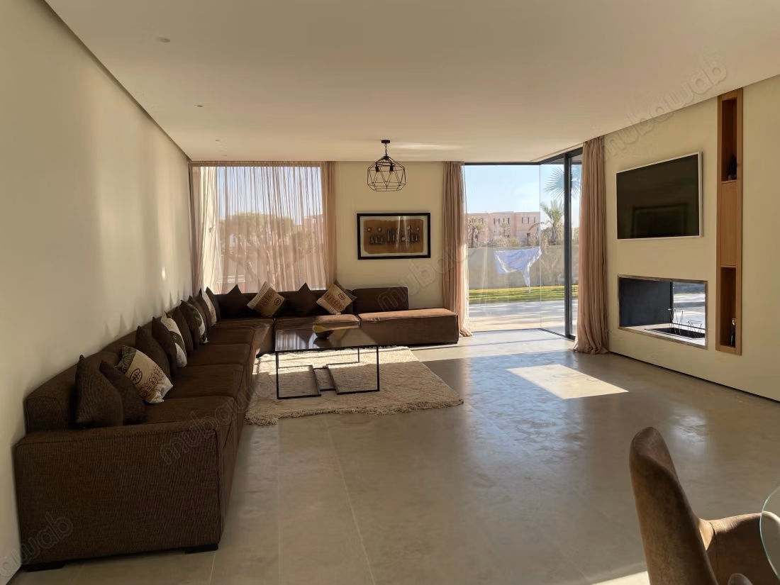 Villa di alto standing arredata in affitto – Atlas Nakhil, lungo termine
