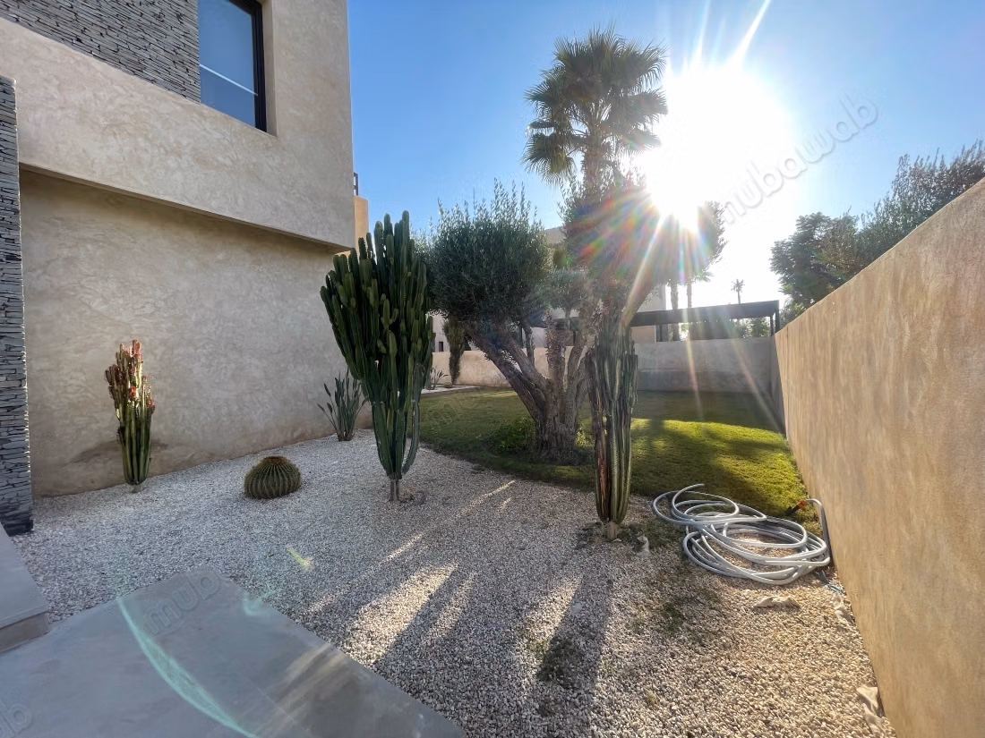 Villa di alto standing arredata in affitto – Atlas Nakhil, lungo termine