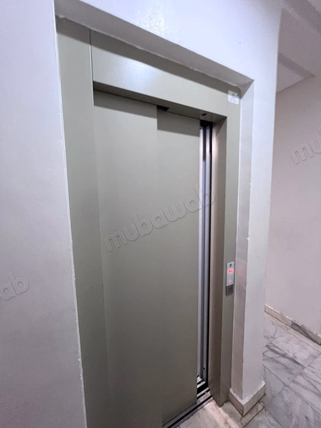 Rent this apartment in Hay Targa. Area 70 m². Pool, air conditioning