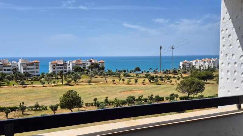 Luxe appartement te koop in Asilah Marina Golf, panoramisch uitzicht op de zee en de golf