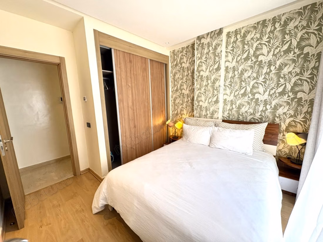 Très bel appartement en location à Founti.
Surface de 120 m².
Meublé