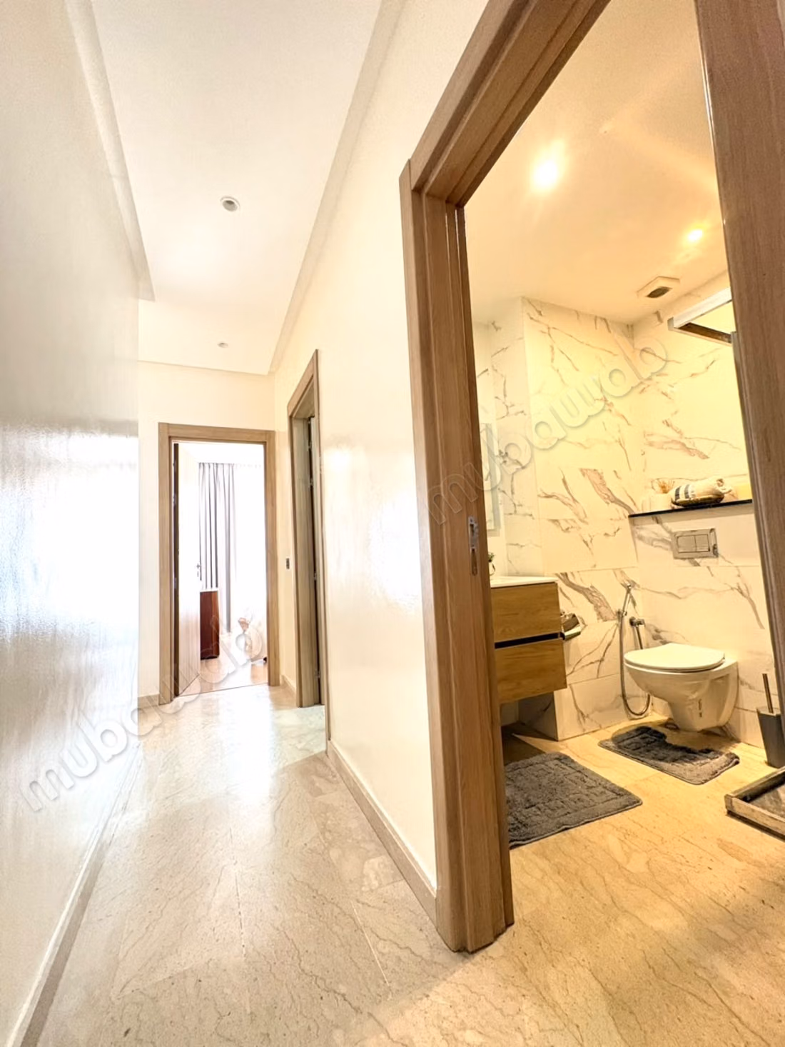 Très bel appartement en location à Founti.
Surface de 120 m².
Meublé