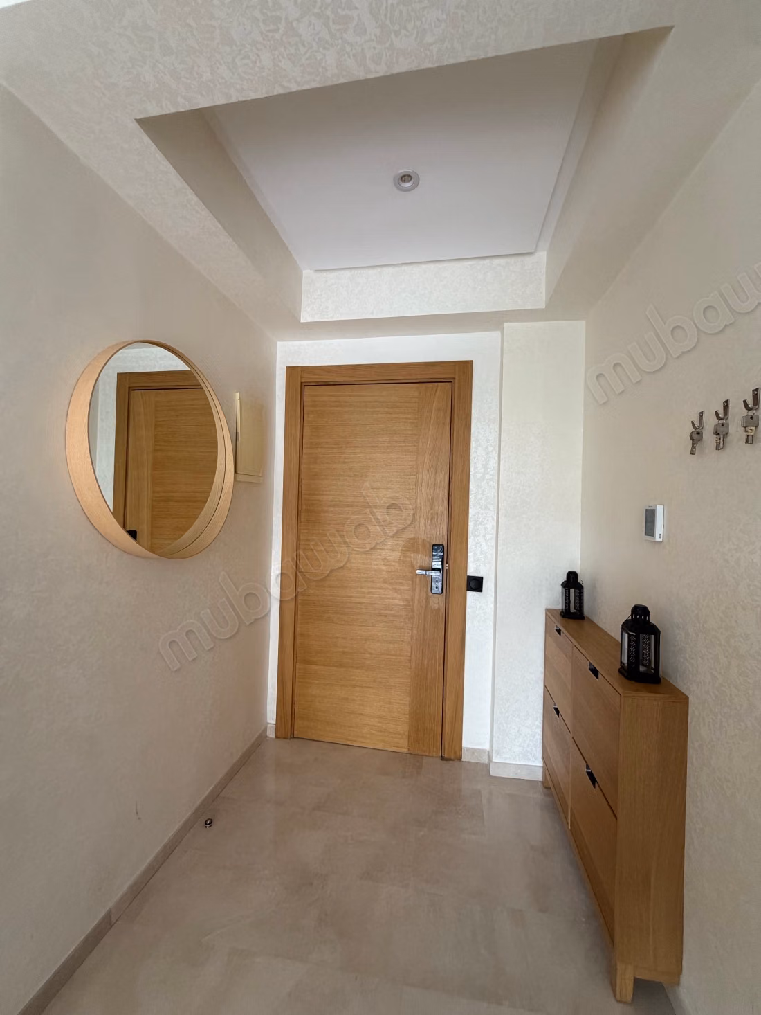 Hermoso apartamento en alquiler en Riyad. Superficie de 80 m². Bien amueblado