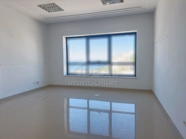 Ufficio di 298m² – Lago 1