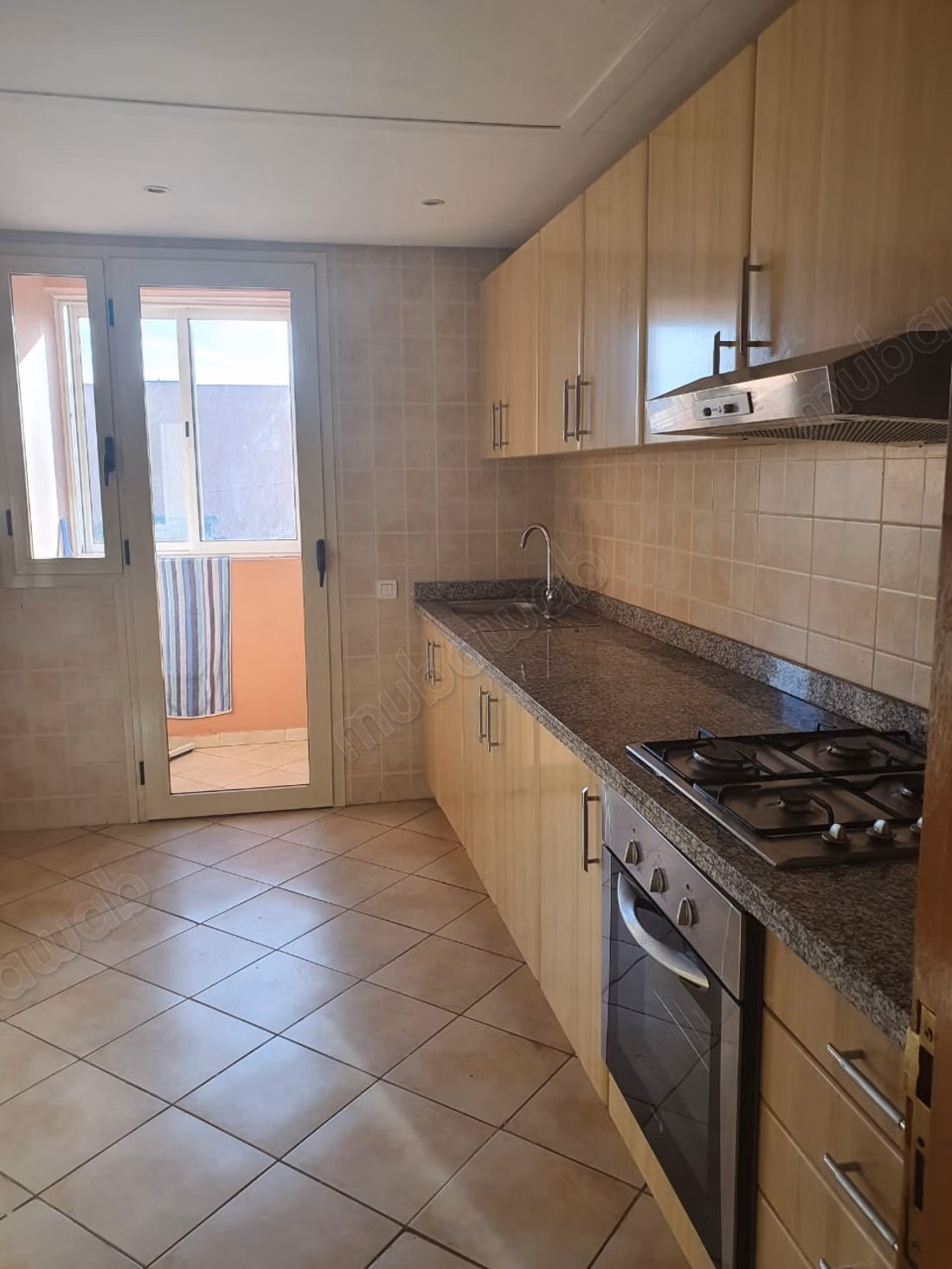 Appartamento arredato in affitto sulla strada di Casa