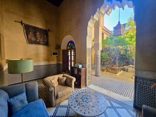 Riad de charme avec grand patio jardiné