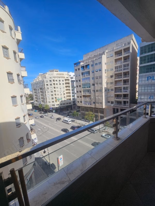 Gemeubileerd appartement te huur op Avenue Moulay Ismail, Tanger