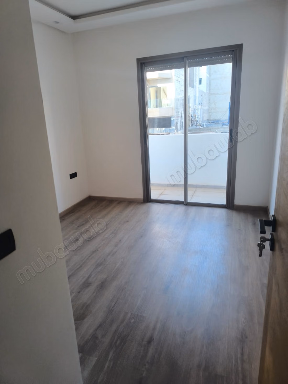 Leeg Appartement Te Huur - Almaz
