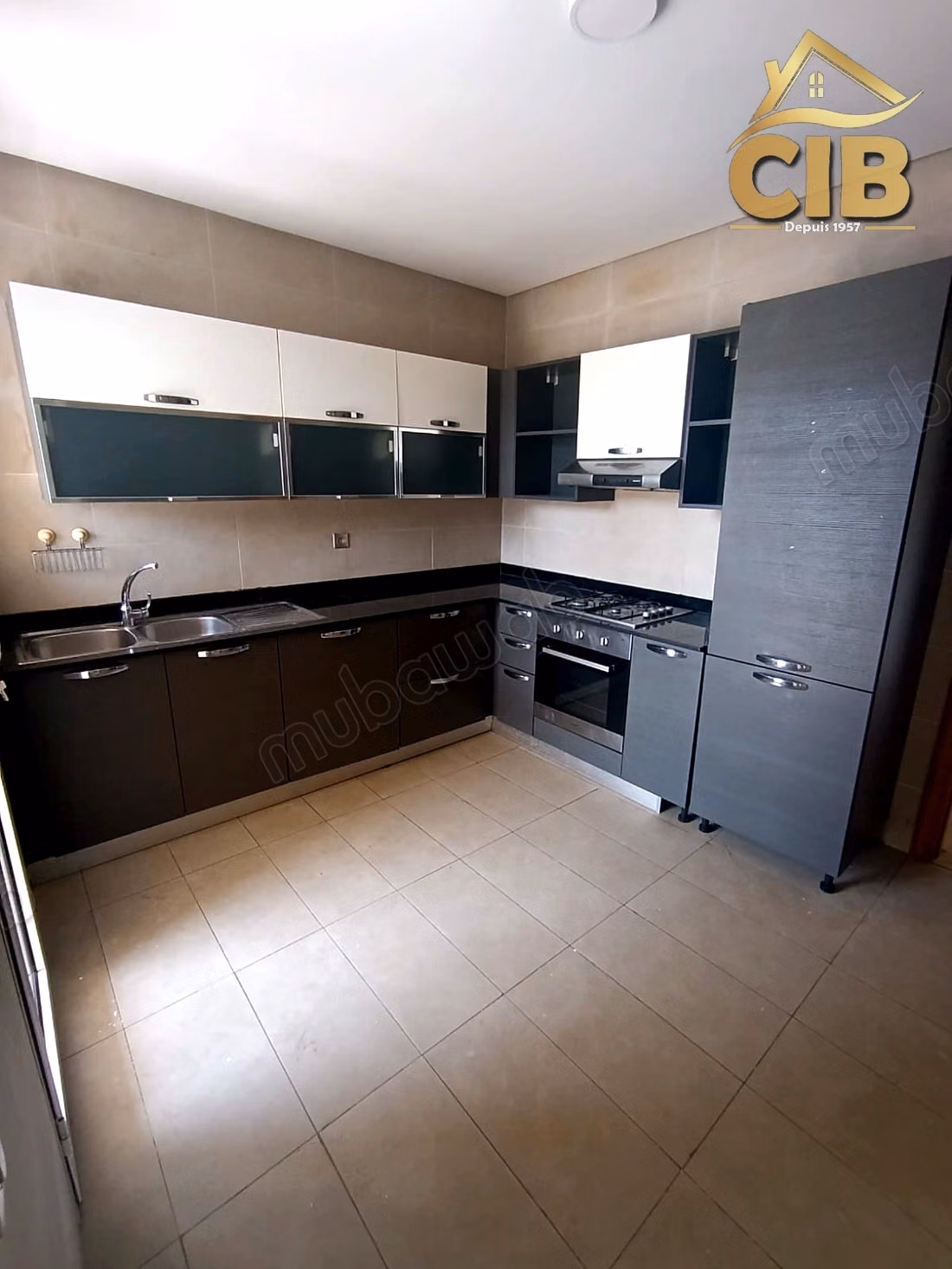 For rent - Apartment 170 m² - Prestigia
