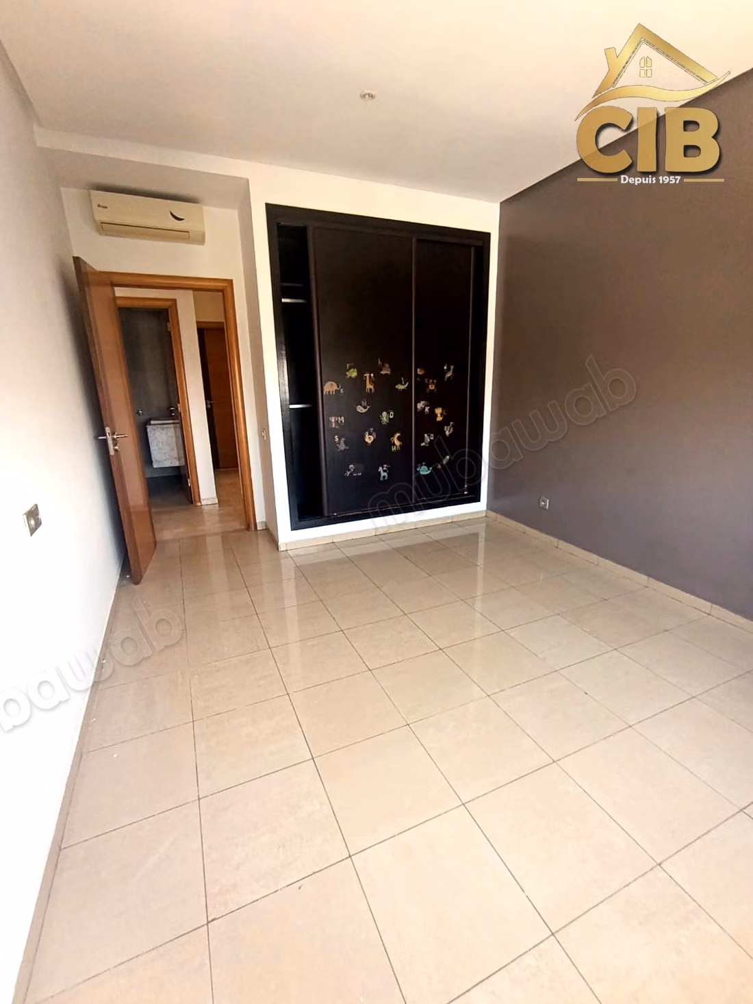 For rent - Apartment 170 m² - Prestigia