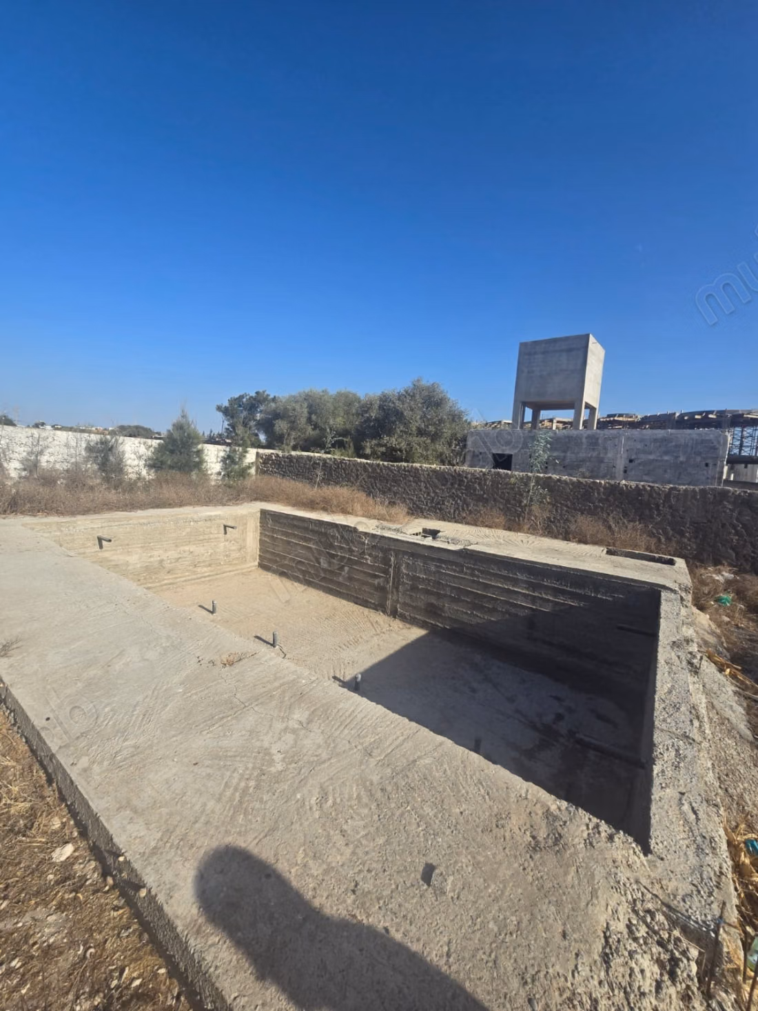 Villa in shell with pool Zone D2 Ghazoua