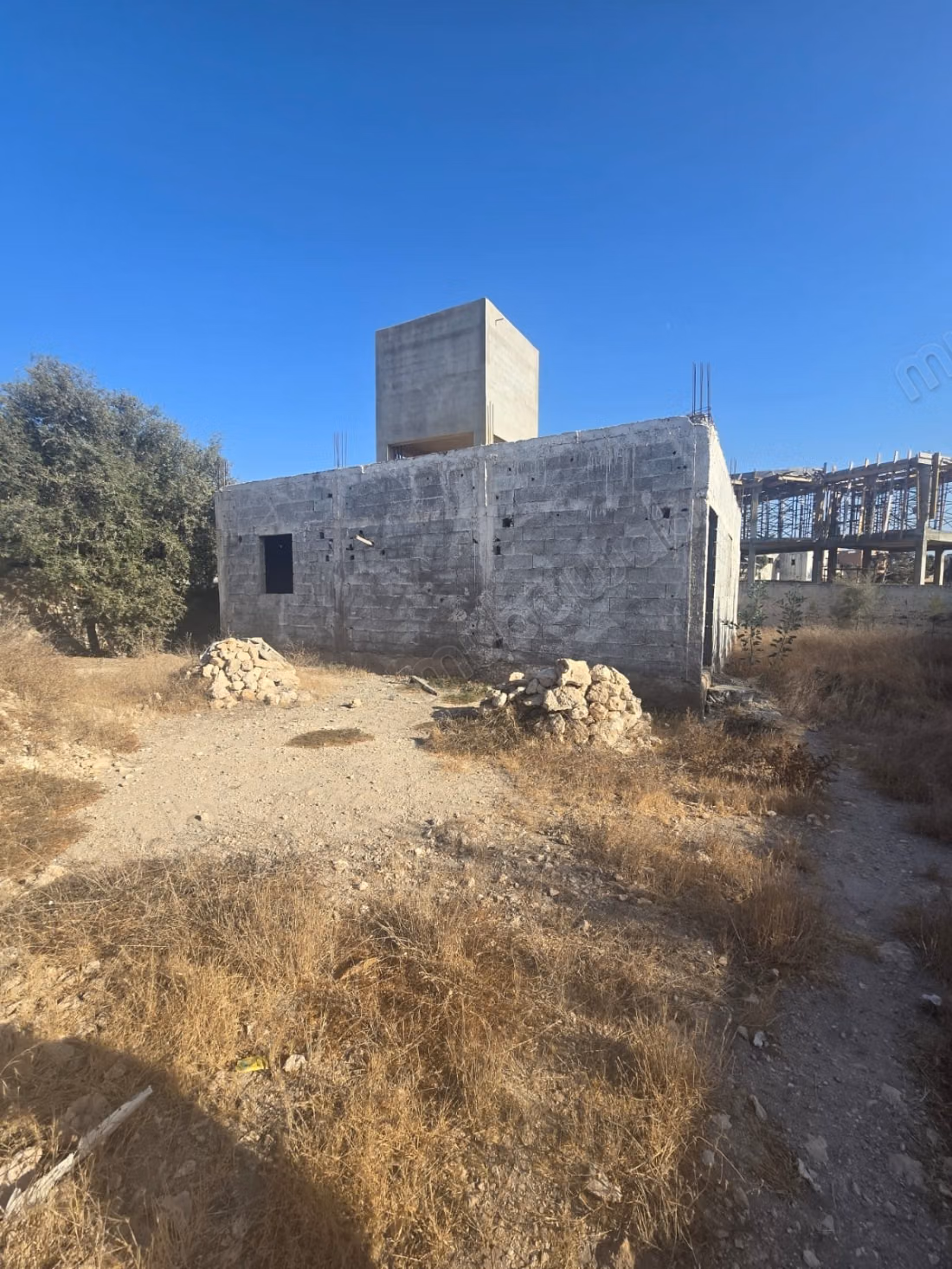 Villa in shell with pool Zone D2 Ghazoua