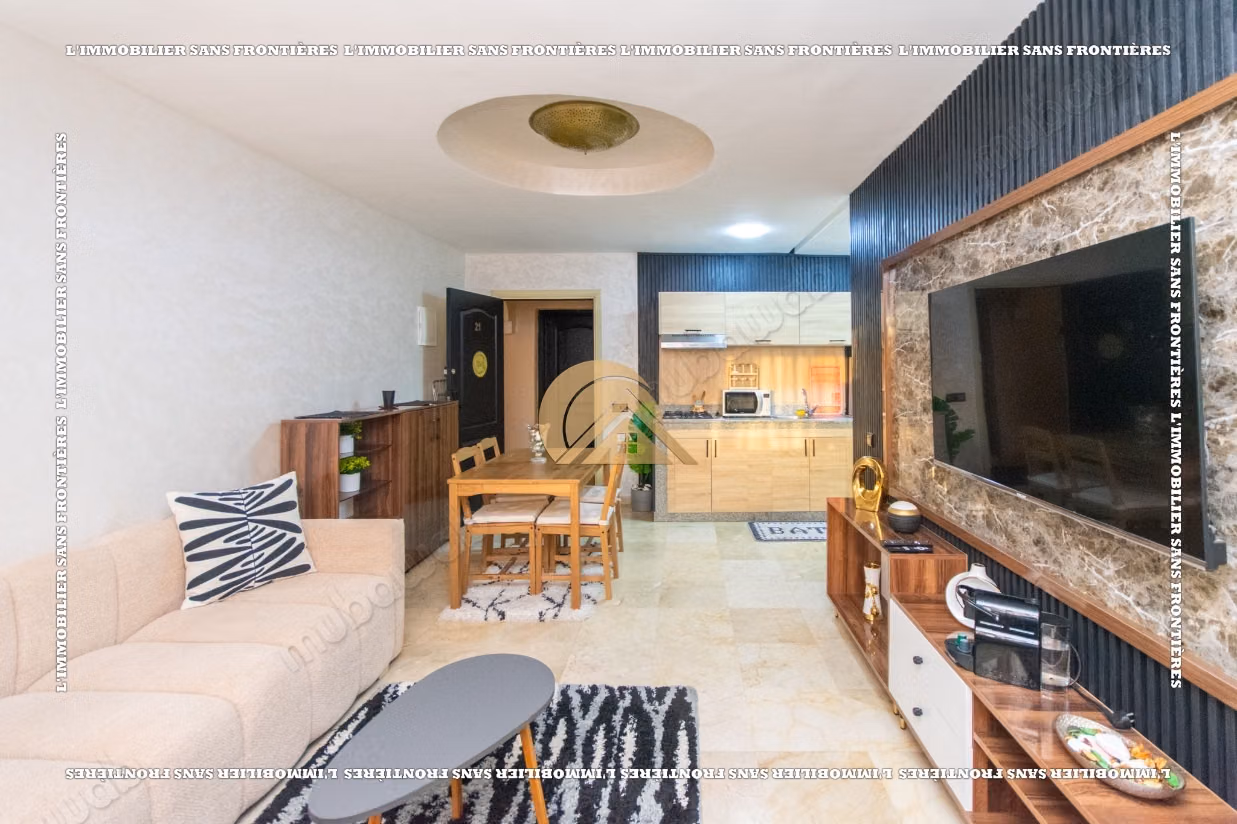 Apartamento amueblado de 52 m² en alquiler en Guéliz - 1 habitación, salón, sala de estar y ascensor