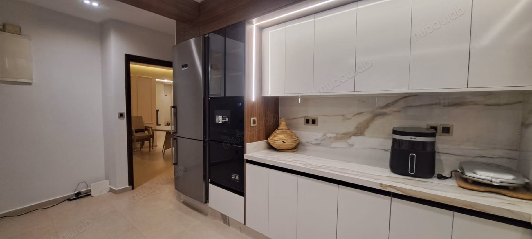 Appartement a vendre sur racine remis a neuf