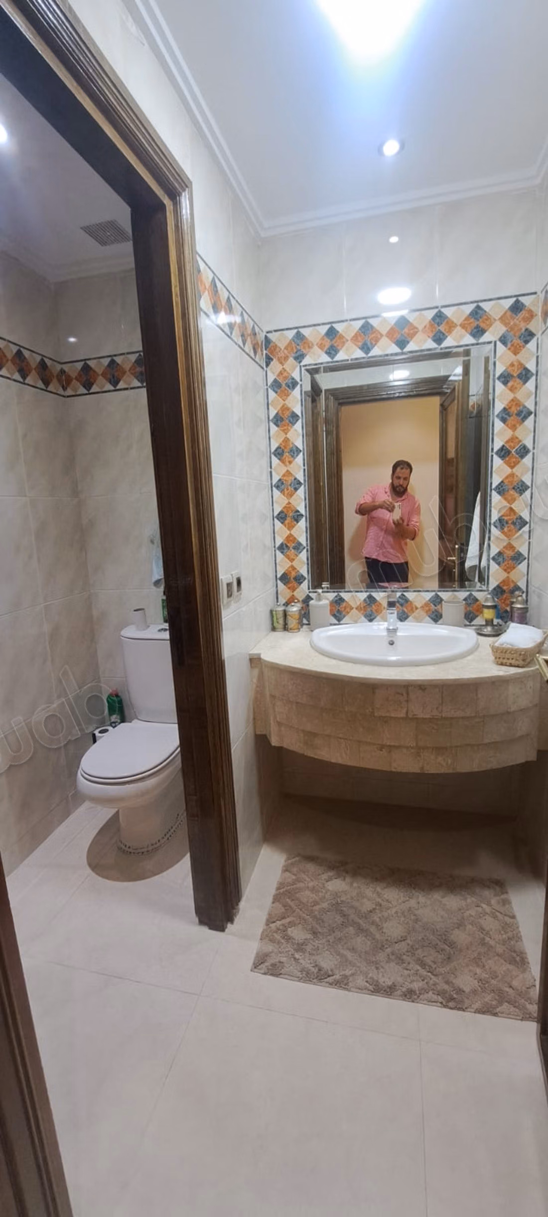 Appartement a vendre sur racine remis a neuf