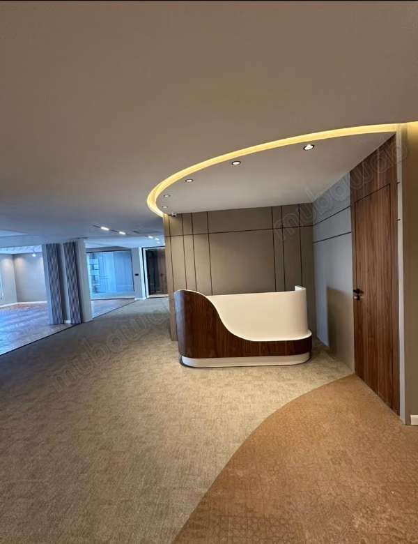 Rare high-end office fully renovated