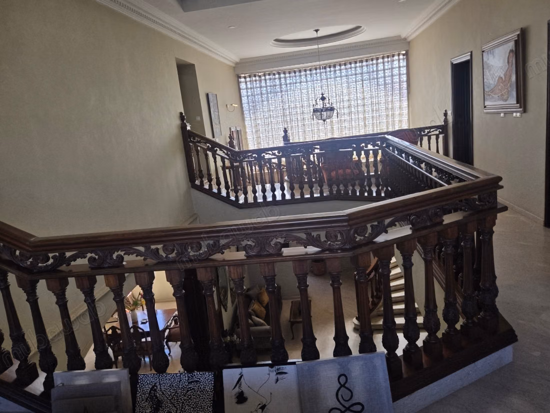 Isolated villa for sale with 4 facades California