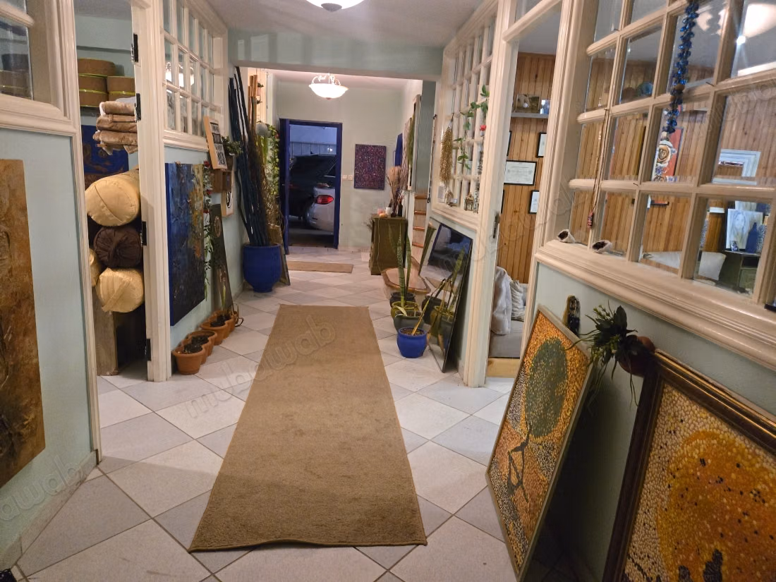 Isolated villa for sale with 4 facades California