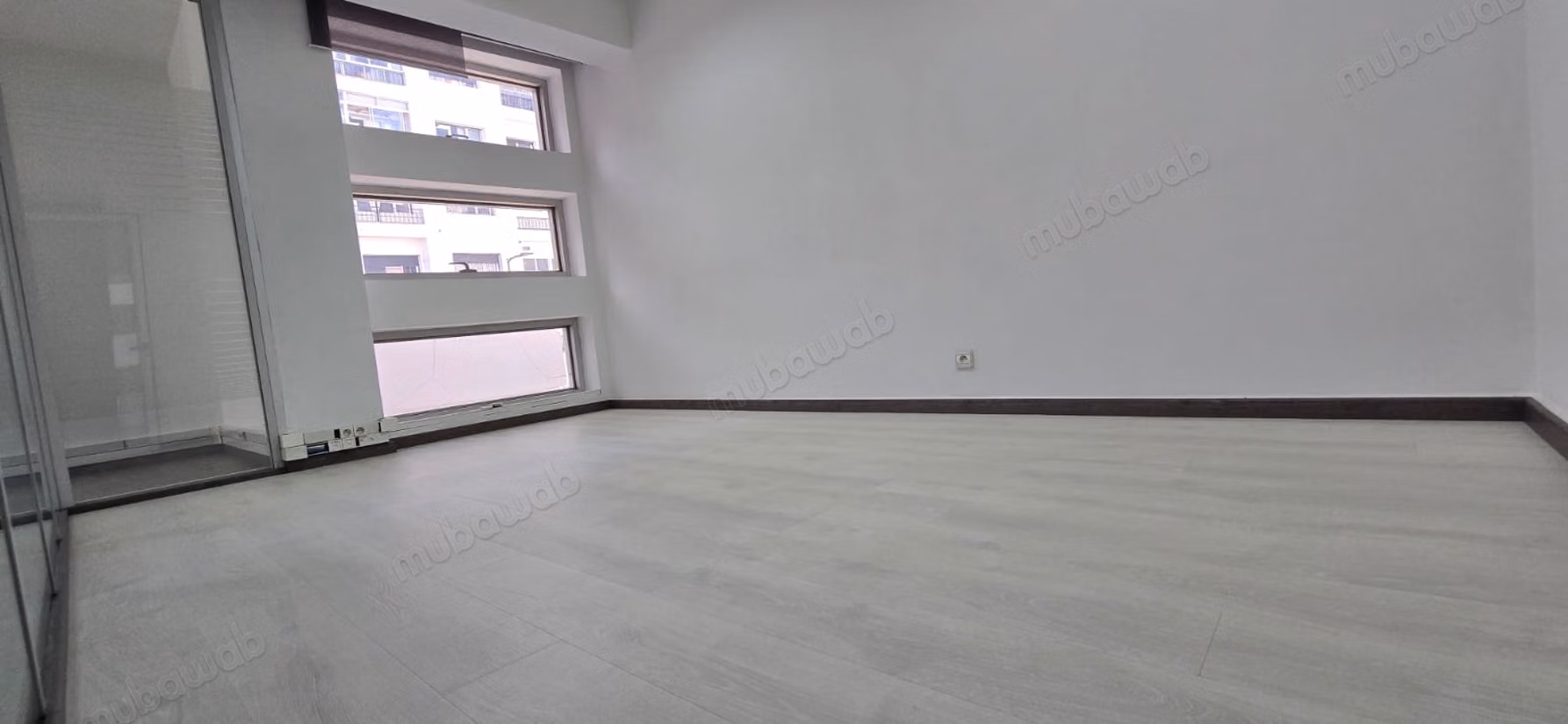 High-end office for rent