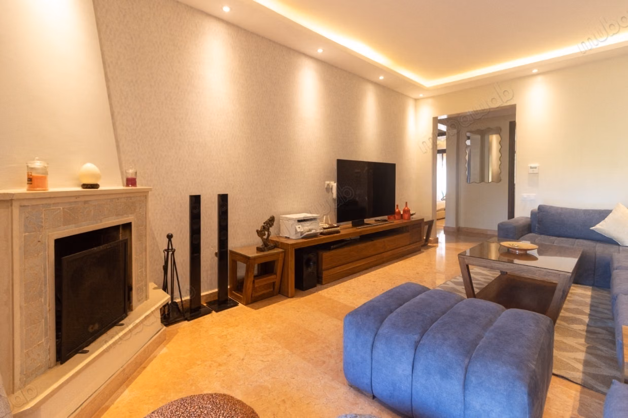 Magnifique appartement meublé dans belle résidence gardée avec piscine
