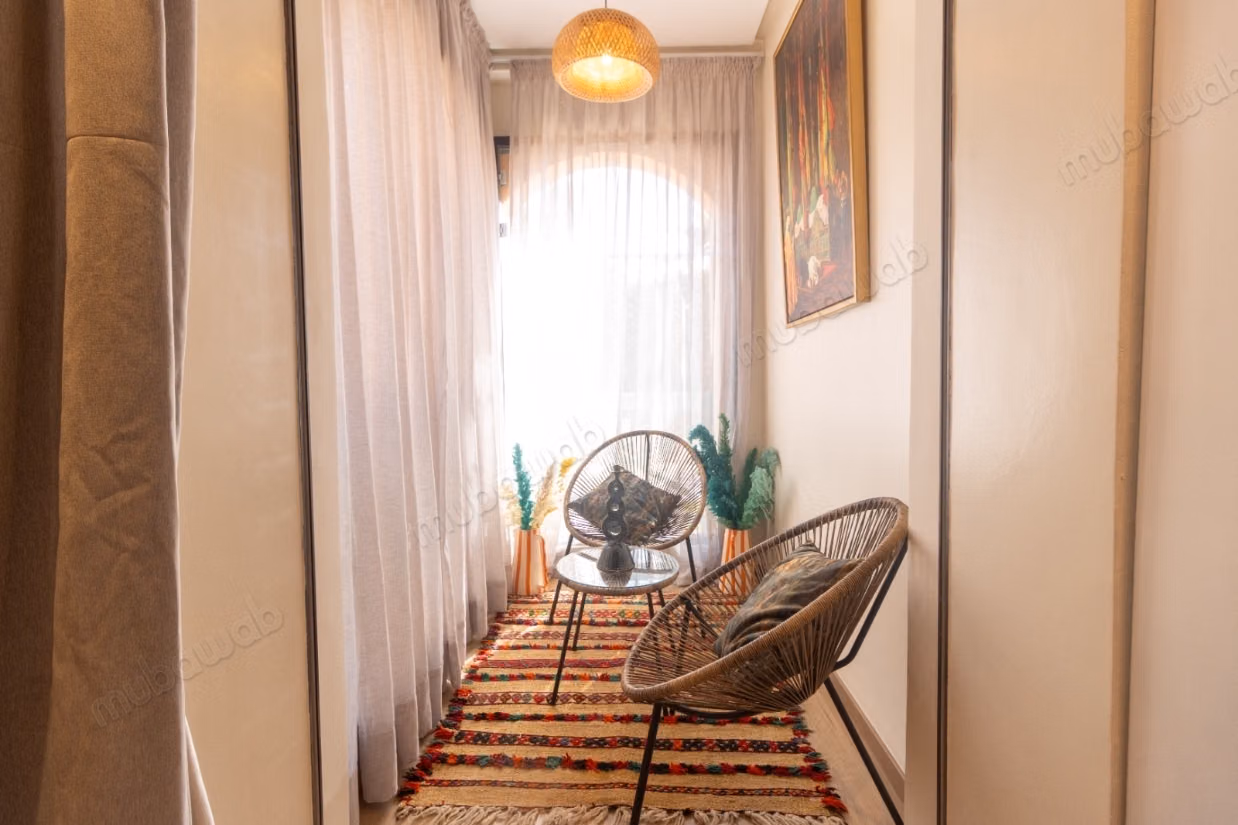 Magnifique appartement meublé dans belle résidence gardée avec piscine