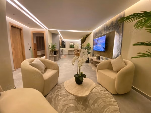 Apartamento contemporáneo en alquiler o venta en Gué