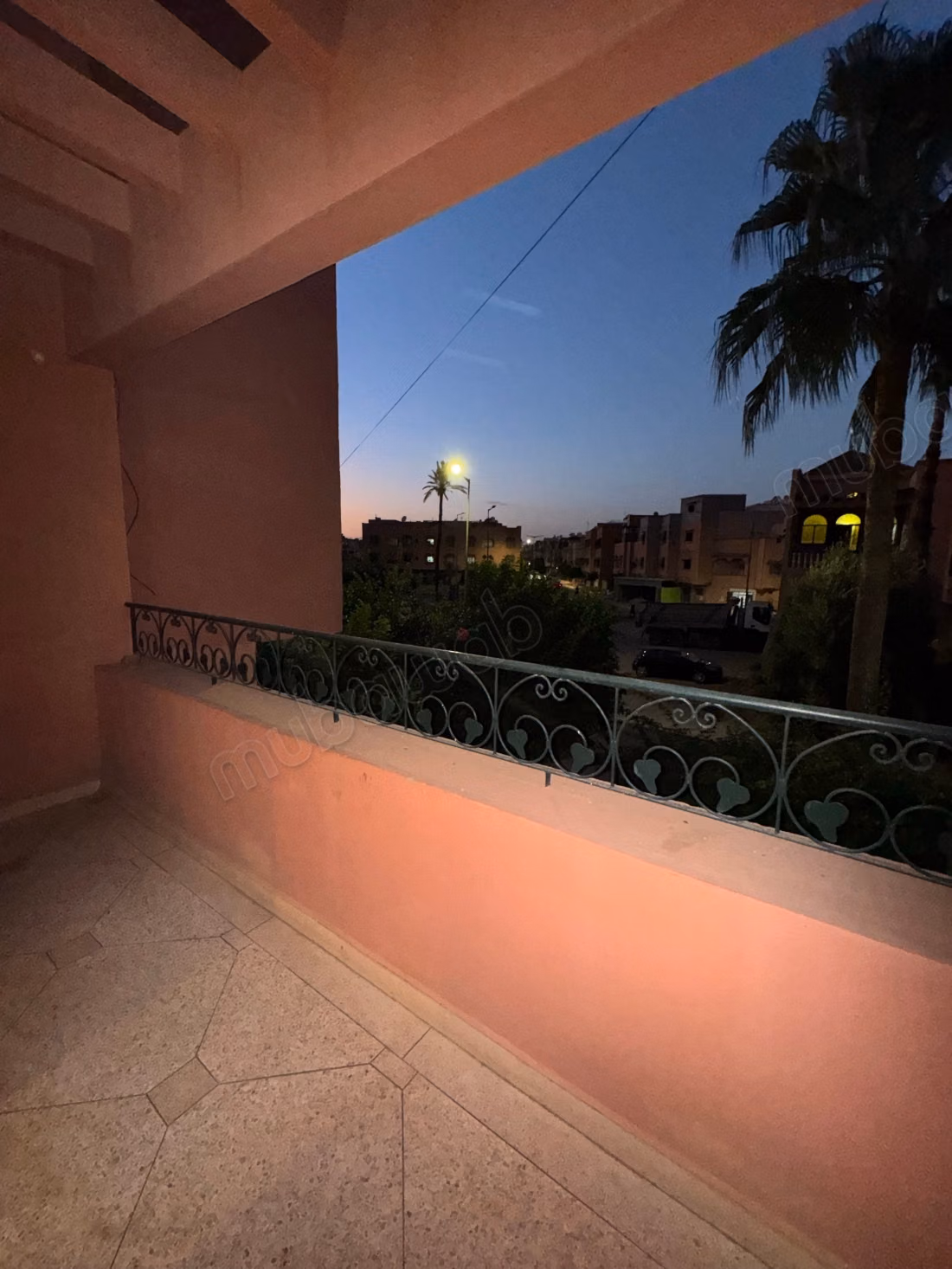 For rent - Villa floor in Ariha