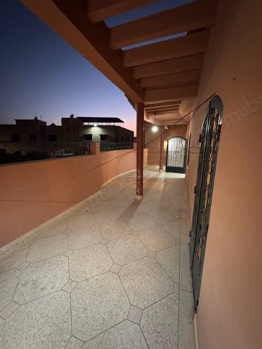 For rent - Villa floor in Ariha