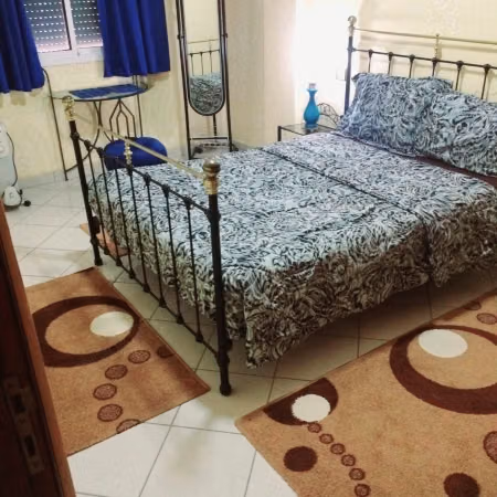 Appartement en vente à Hay Dakhla. 
Superficie 82 m². 
Système de parabole et résidence sécurisée