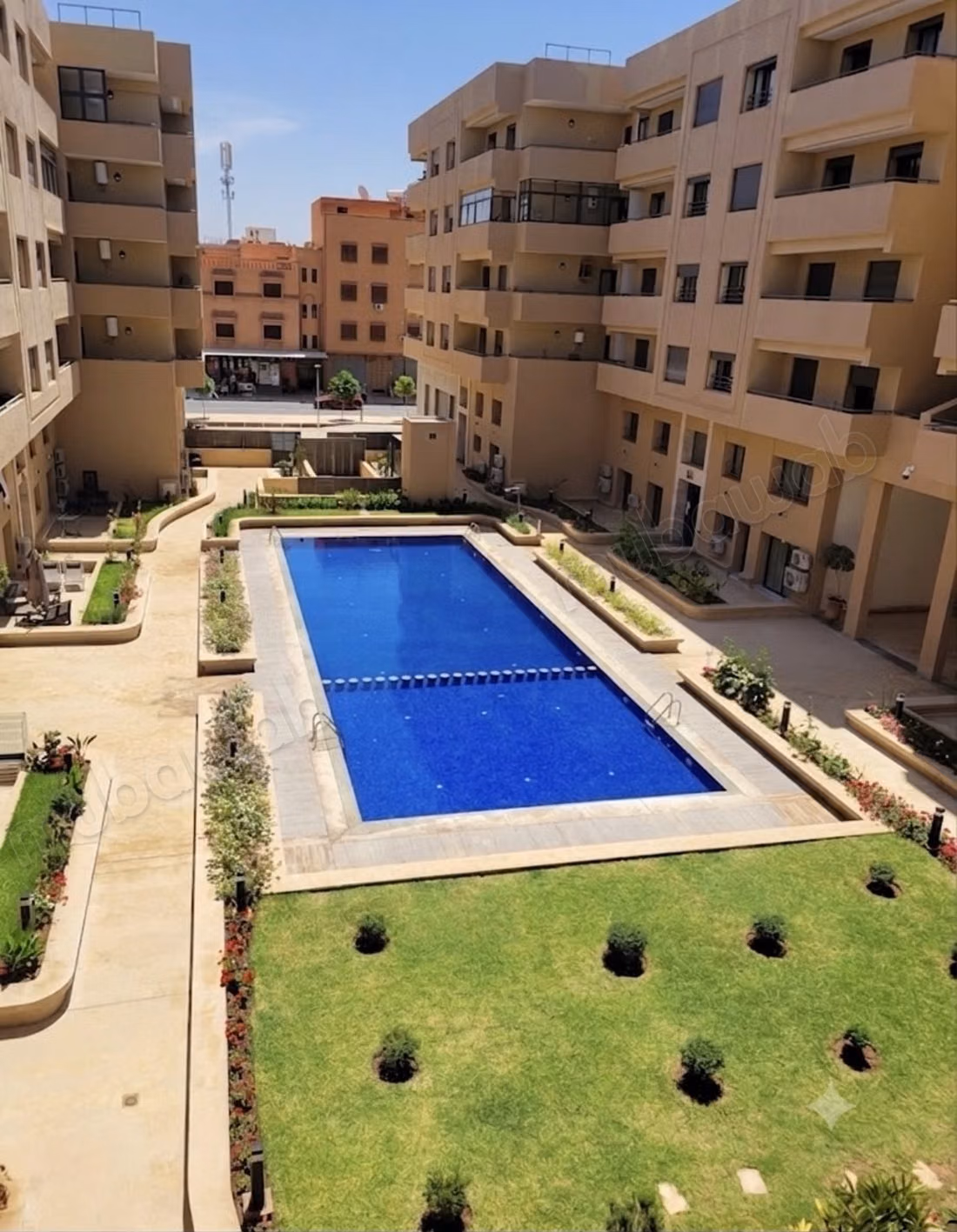 شقة جميلة للإيجار في إنخيل بالميراي. 3 غرف مريحة. مسبح وخدمة كونسيرج
