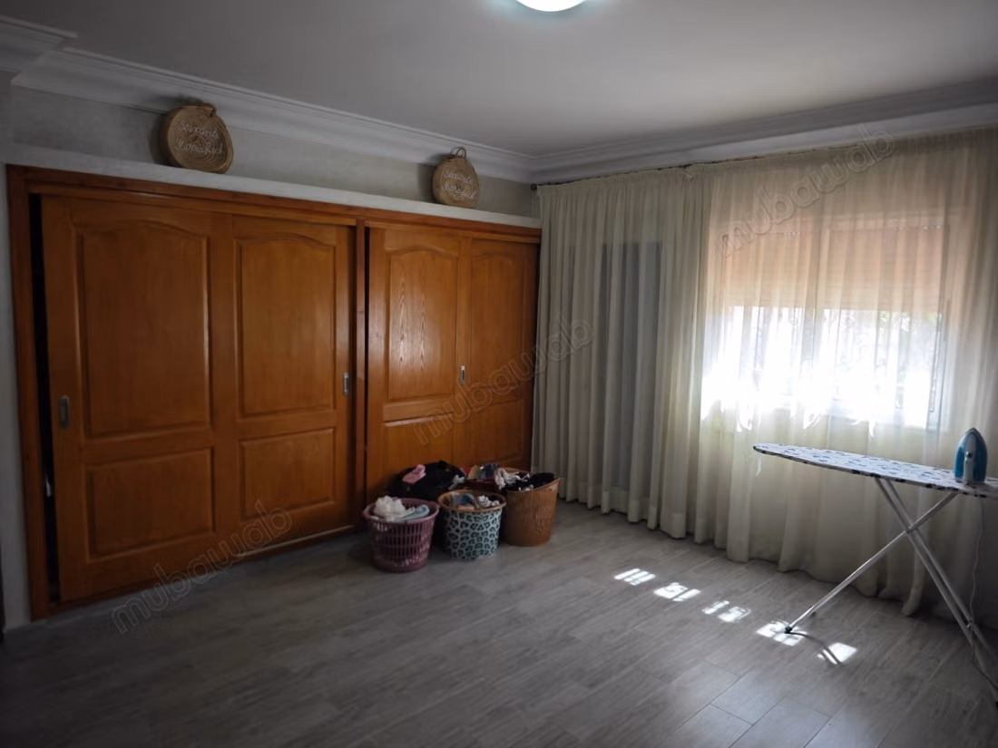 Una bella villa in vendita a Targa, ben tenuta