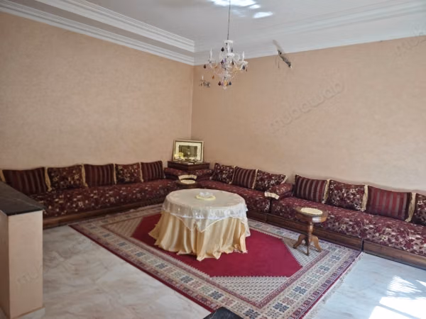 Una bella villa in vendita a Targa, ben tenuta