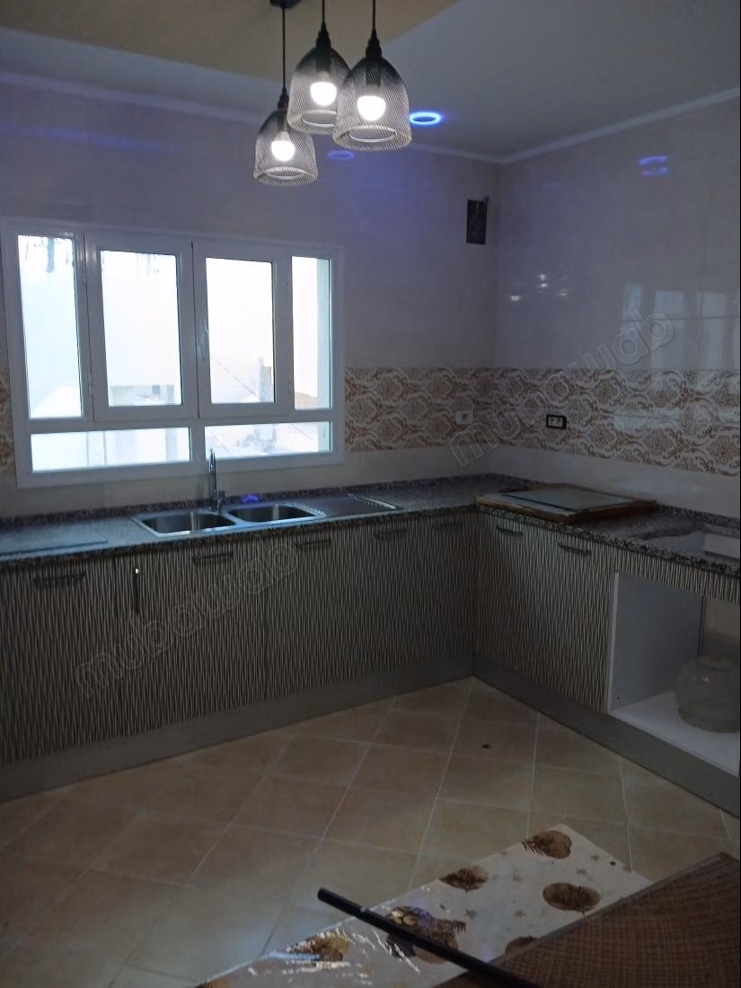 Maison de luxe à vendre à Sidi Hassine.
Superficie 140 m²