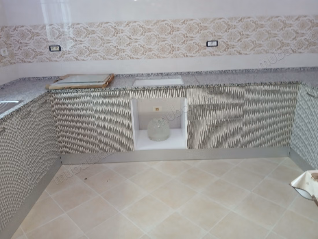 Maison de luxe à vendre à Sidi Hassine.
Superficie 140 m²