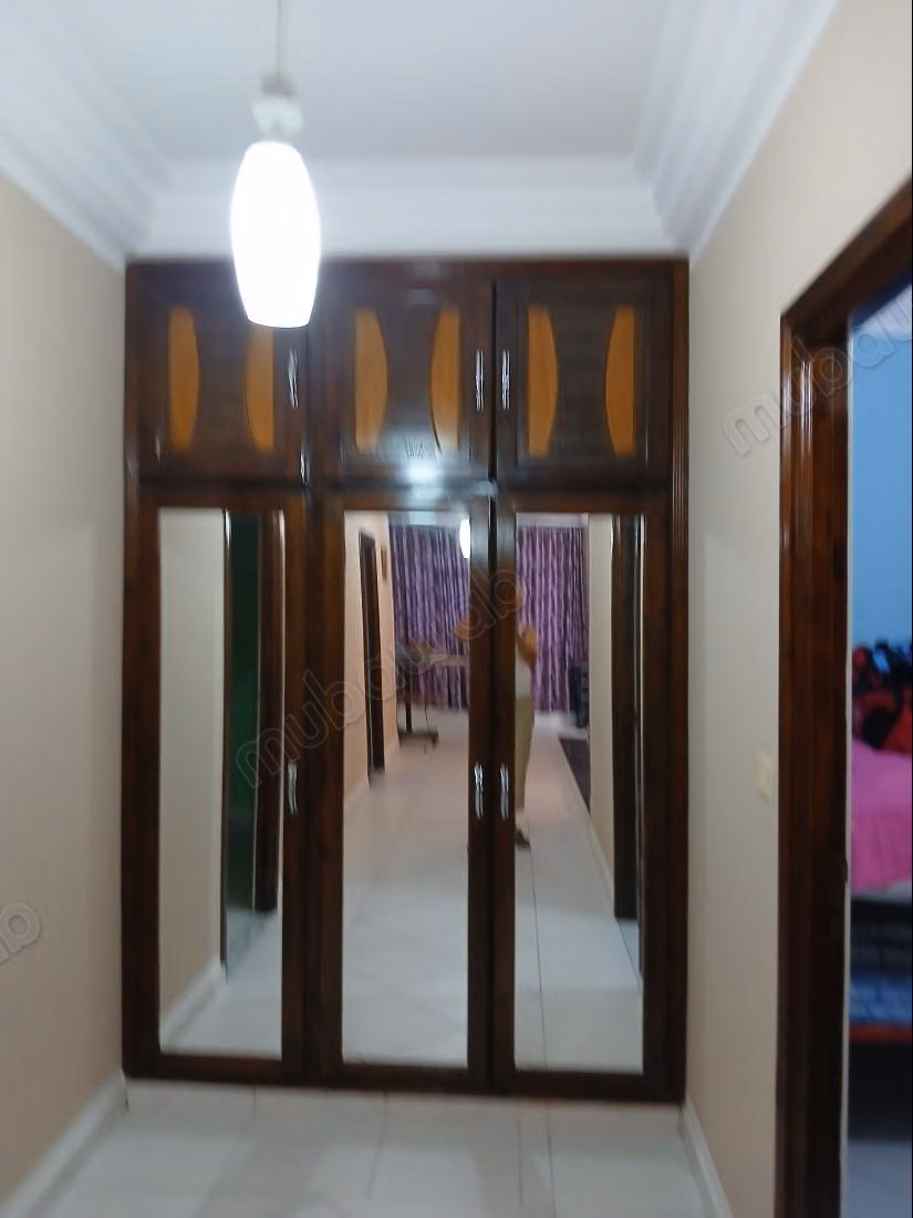 Maison de luxe à vendre à Sidi Hassine.
Superficie 140 m²