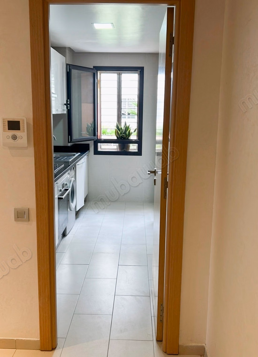 Tès beau Studio rez de jardin de 76m2
