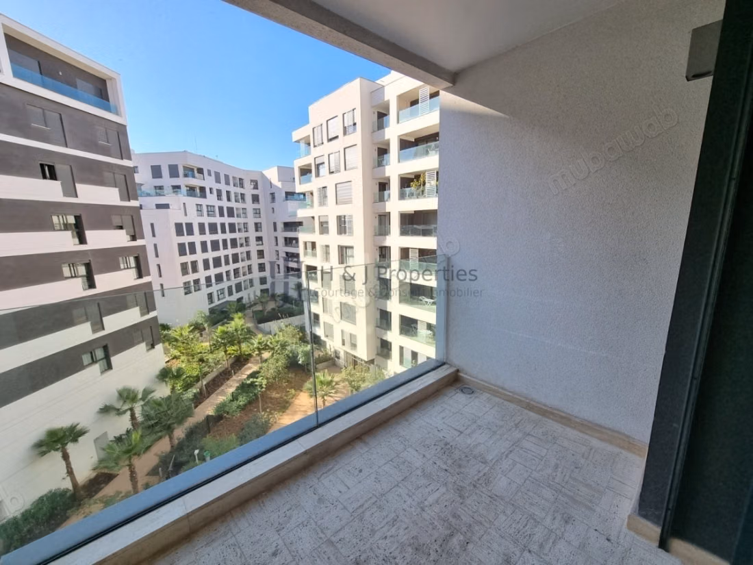 T3 meublé 98m² – 2 chambres – balcon