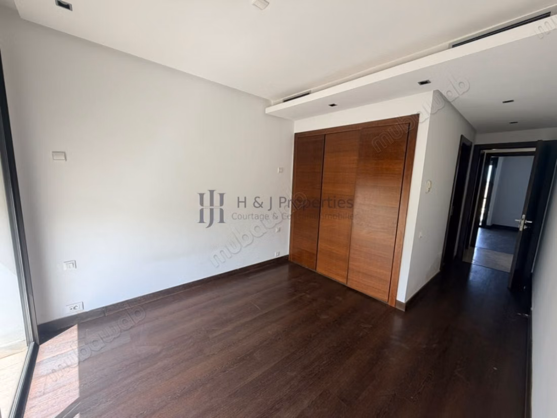 T3 empty 92m² – 2 bedrooms – terrace