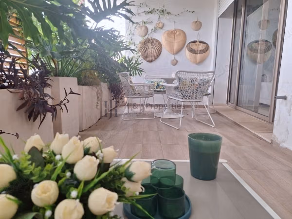 T2 meublé 80m² residence piscine