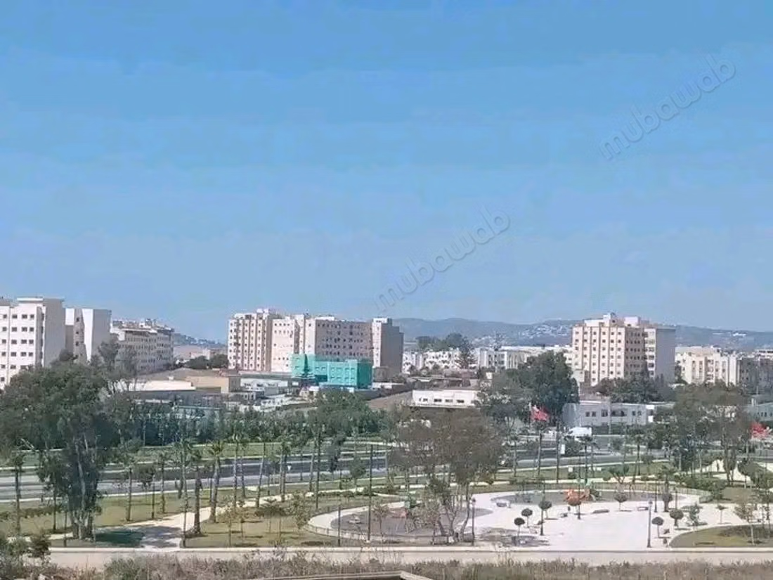 شقة عائلية مشمسة في طنجة بدون وسطاء