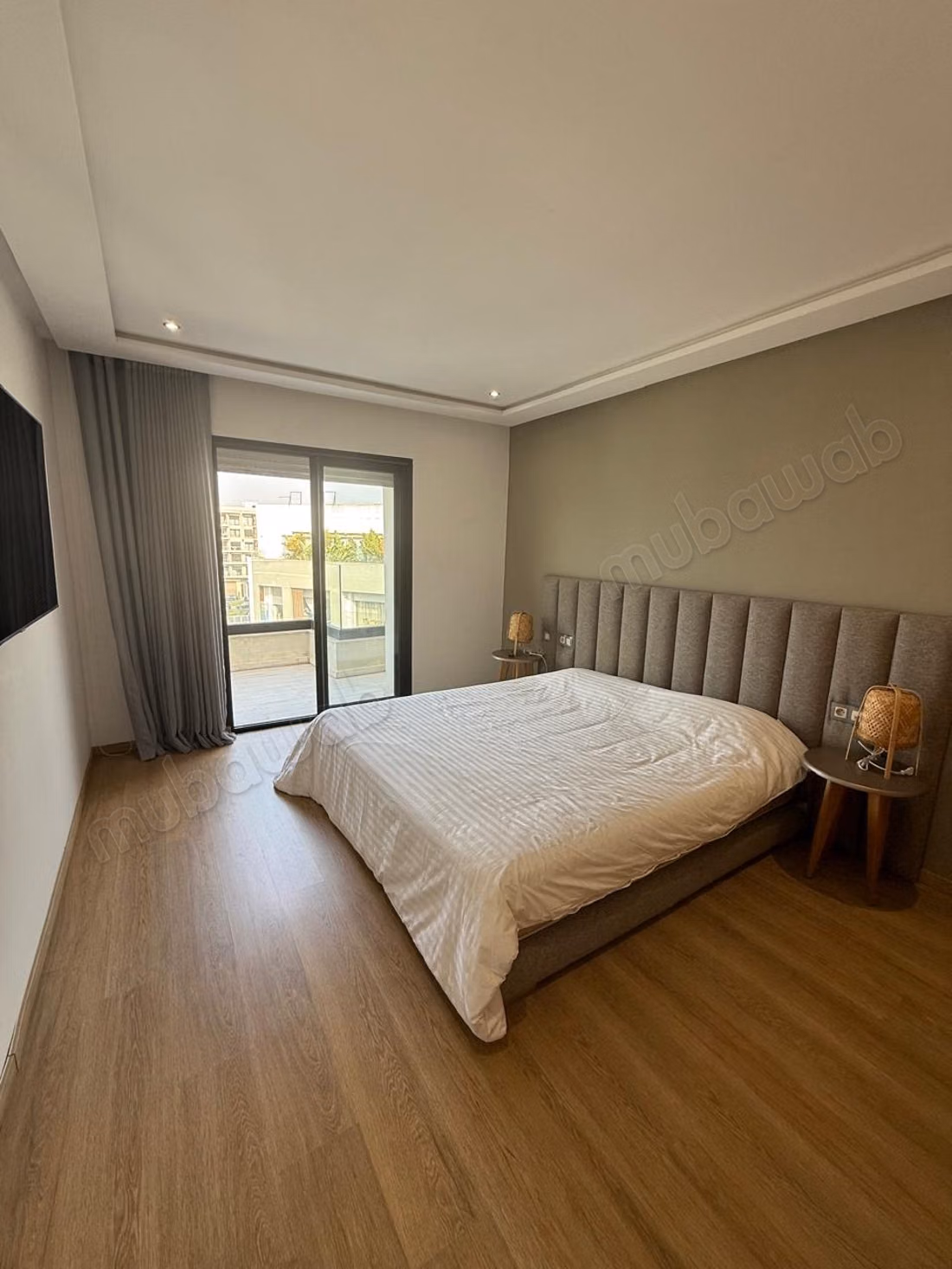 Beautiful apartment without overlooking
