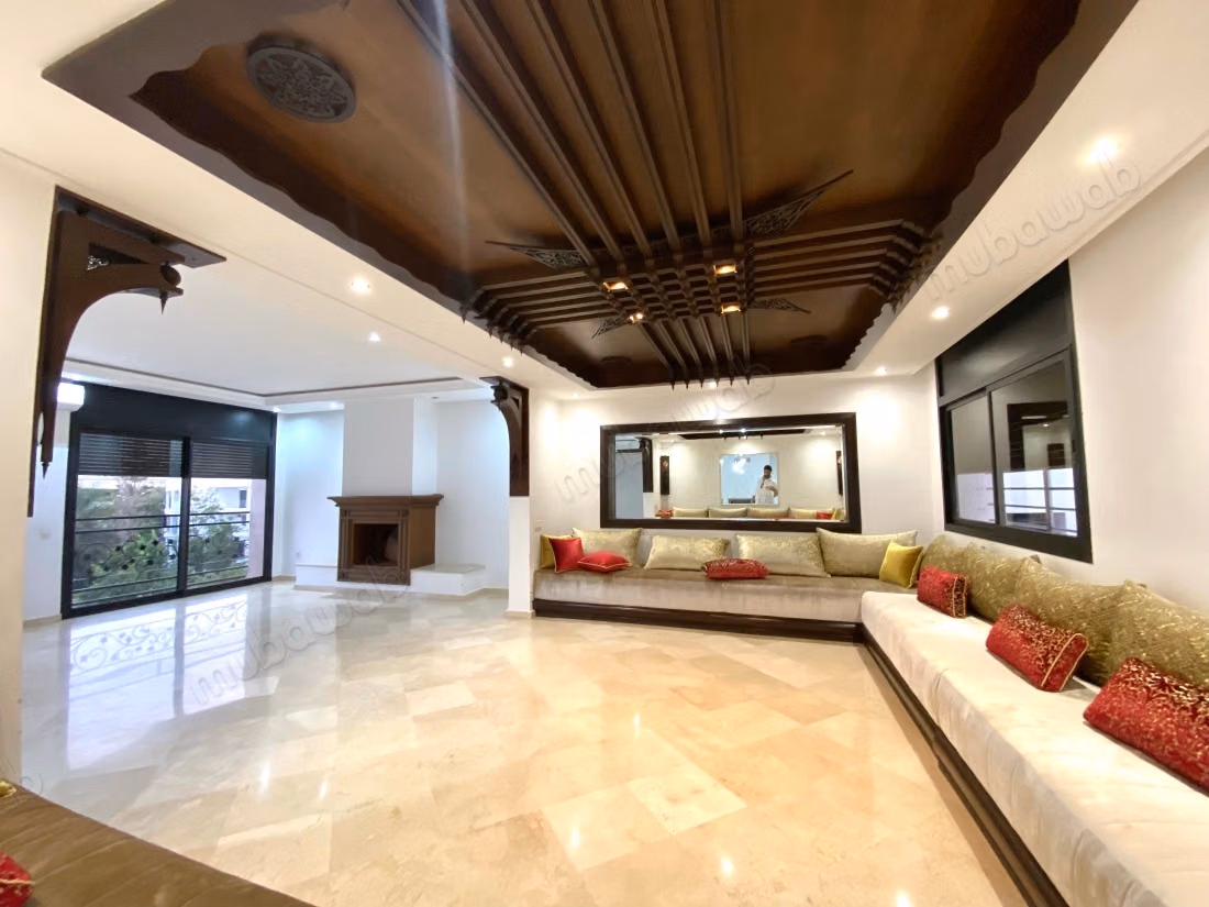 Apartment for rent in Riyad Extension. Total area 300 m². Concierge service, air conditioning