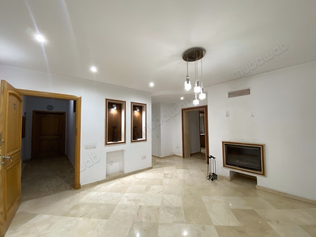 Apartment for rent in Riyad Extension. Total area 300 m². Concierge service, air conditioning
