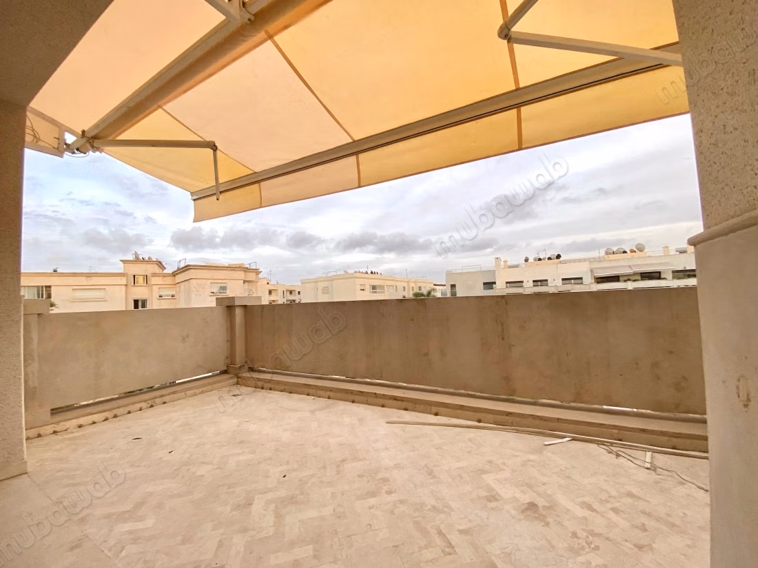 Apartment for rent in Riyad Extension. Total area 300 m². Concierge service, air conditioning