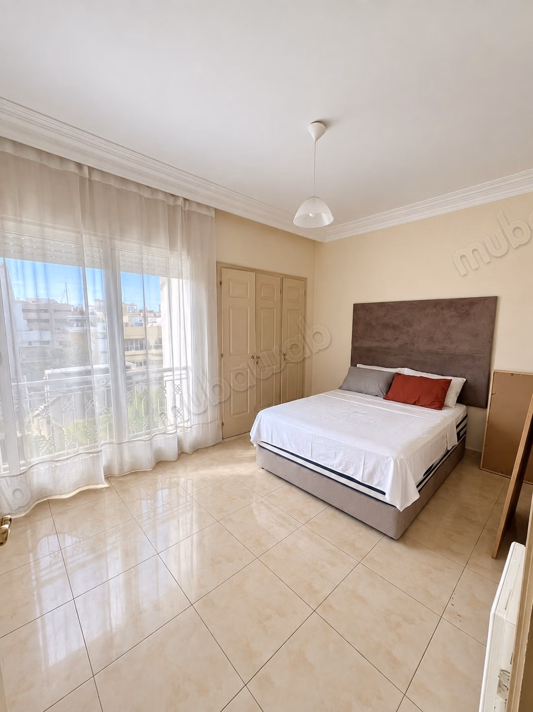 Joli appartement central – balcon – gauthier