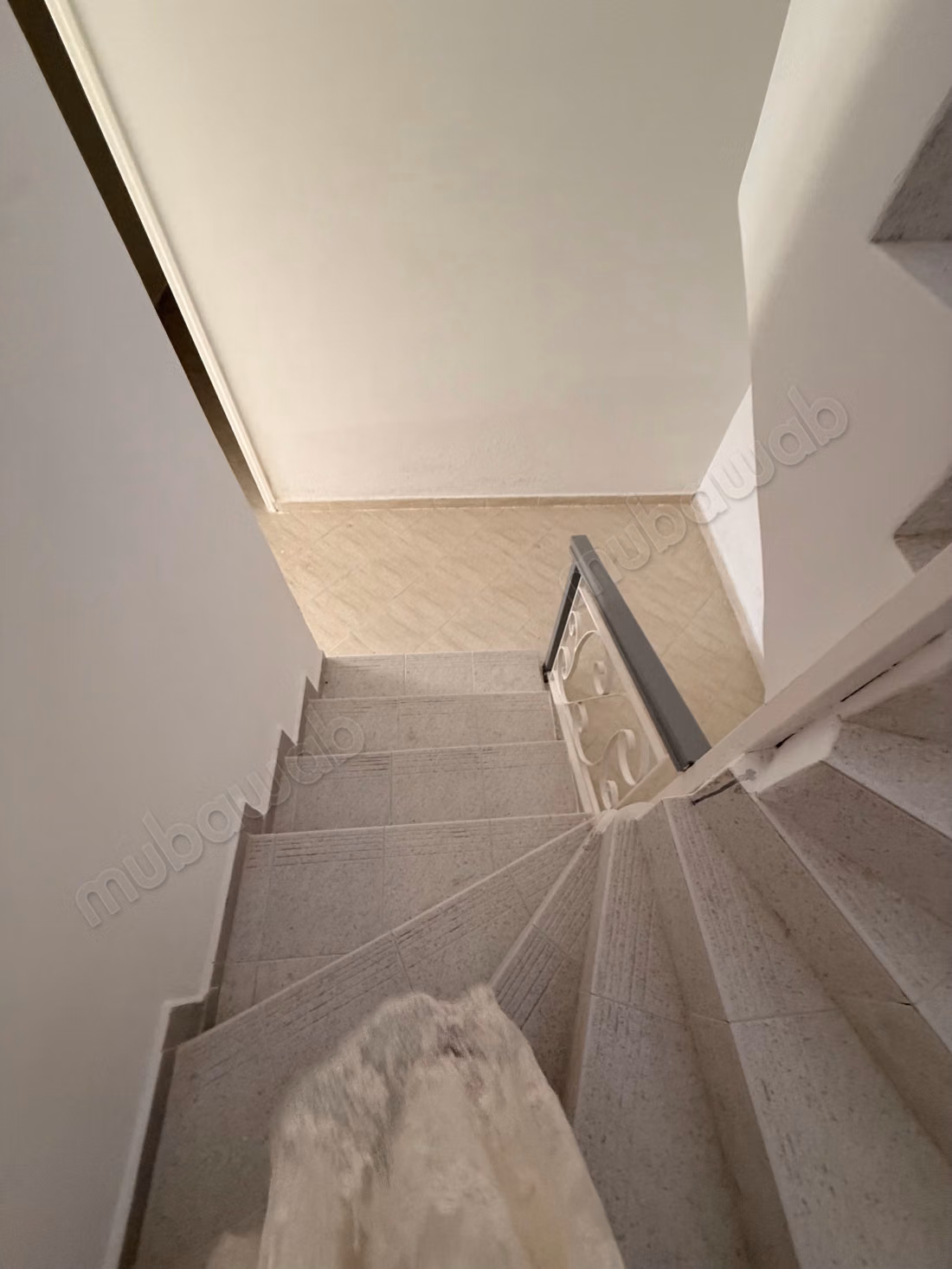 House for sale. Area 173 m². Residence with concierge, large pool
